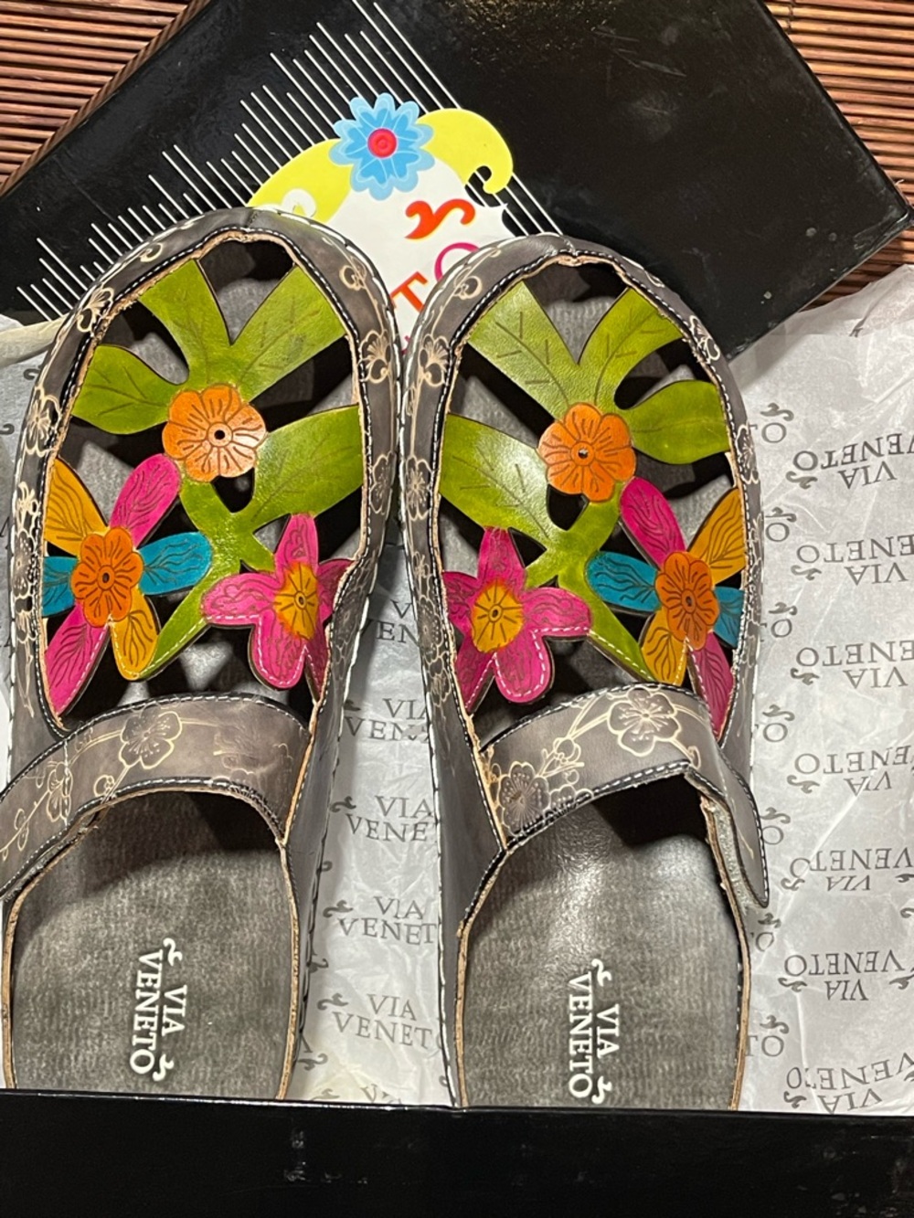 NIB Via Veneto-Hand-painted Leather Clogs/“Juniper”Sz 10 women’s -Grey